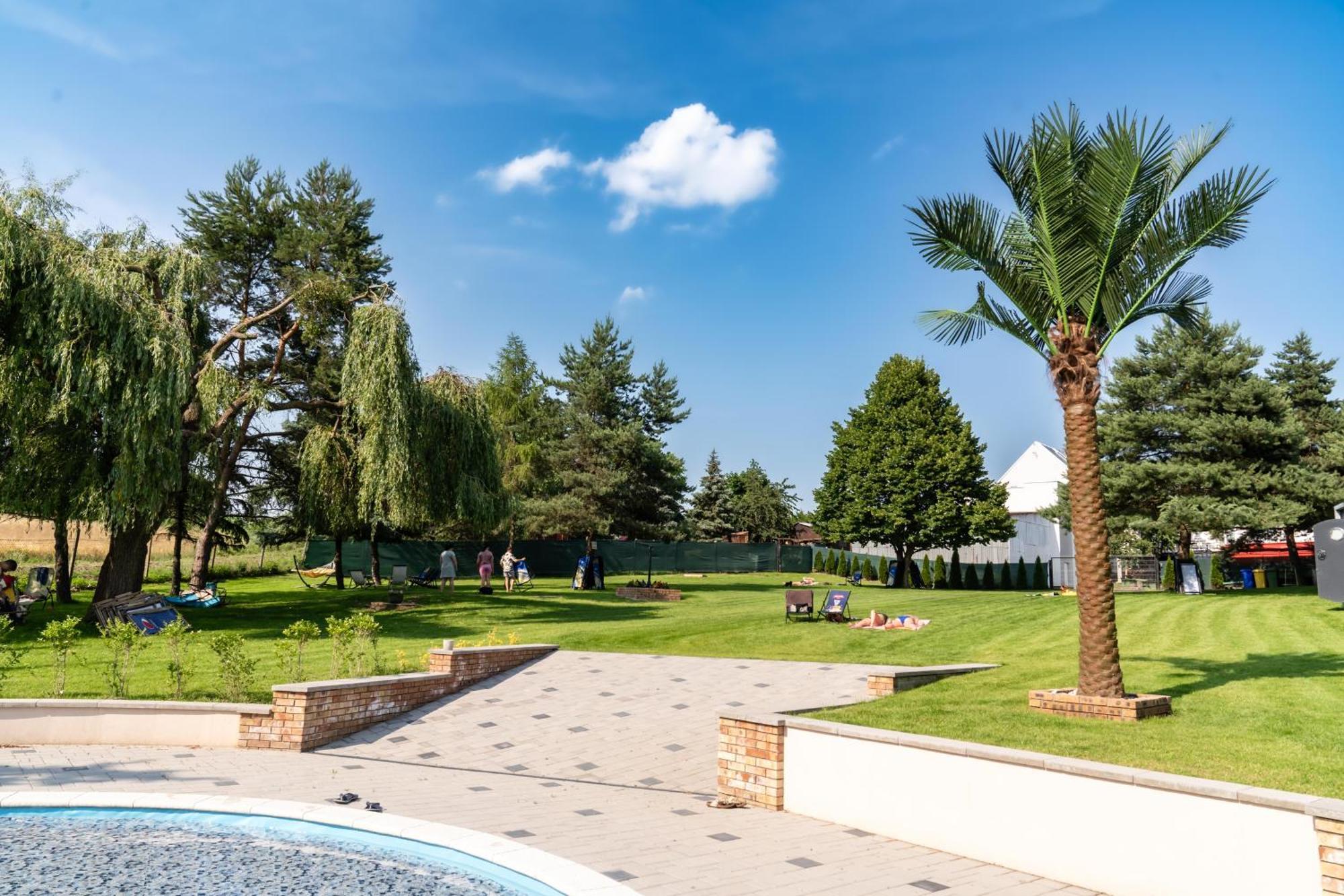Chaty - Resort Aqua Maria Velaty Exterior foto