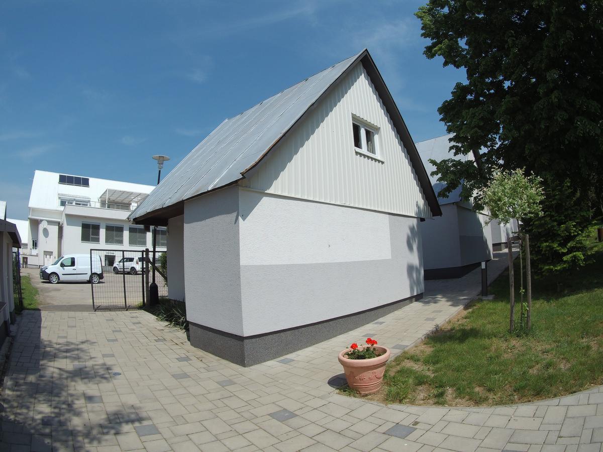 Chaty - Resort Aqua Maria Velaty Exterior foto